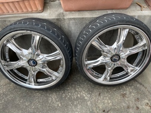 ホイール4本　215/35ZR19タイヤ付き