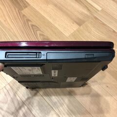 富士通 FMV-BIBLO windows10 Corei 3ワインレッドの画像