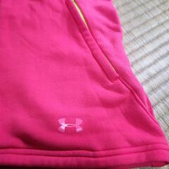 美品UNDER ARMOUR♪  MDサイズの画像