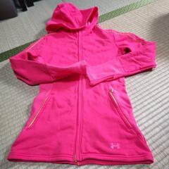 美品UNDER ARMOUR♪  MDサイズの画像