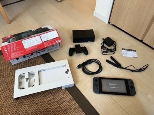 Nintendo Switch JOY-CON グレー 本体  HAC-S-KA