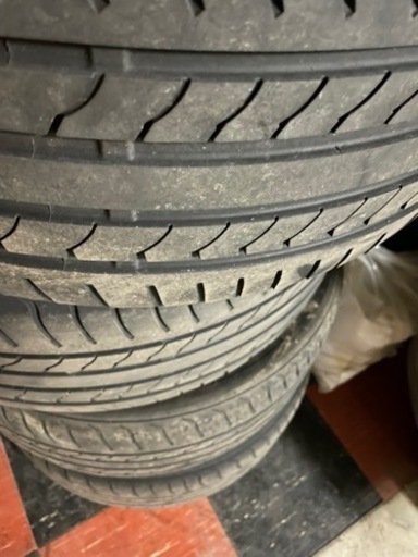 夏タイヤ　19インチ　235/35/ZR19