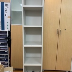 白い棚　高さ生かせる　４月９日まで！