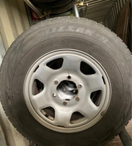 100系ハイエース4WD用　6穴　ホイール