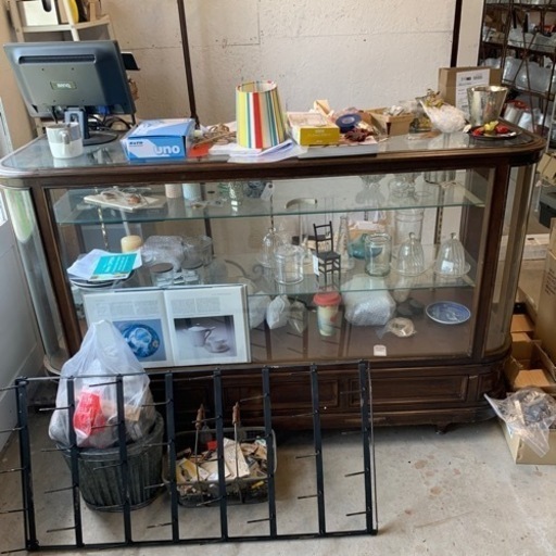 アンティークショーケース