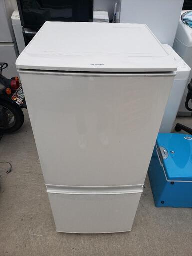 2015年製 SHARP シャープ 2ドア冷蔵庫 SJ-D14B-W 137L 右開き、左開きどっちもつけかえドア\n\n