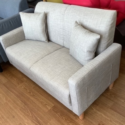 2人掛けソファー売ります！！