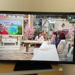 50インチテレビ（三菱電機）＋テレビ台のセットの画像