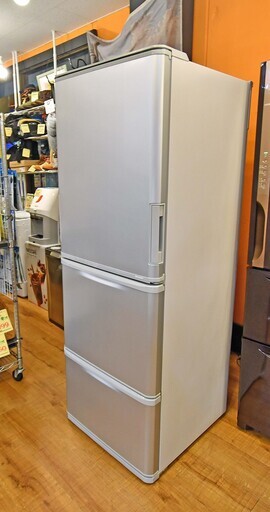 ●2020年製●近郊配送可●SHARP　左右両開き　350L　3ドア冷蔵庫　SJ-W352F 中古品●
