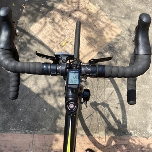 ロードバイク　GIANT CONTEND2  