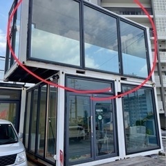20ft ガラス張り　値下げコンテナ