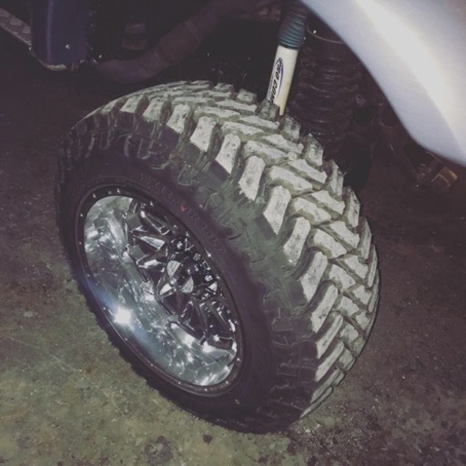 ハイレン様　受け取り予約品　ホイール　20×10j -44 タイヤ付き