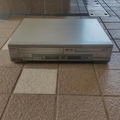 SHARP　VTR一体型DVDビデオプレイヤー　中古