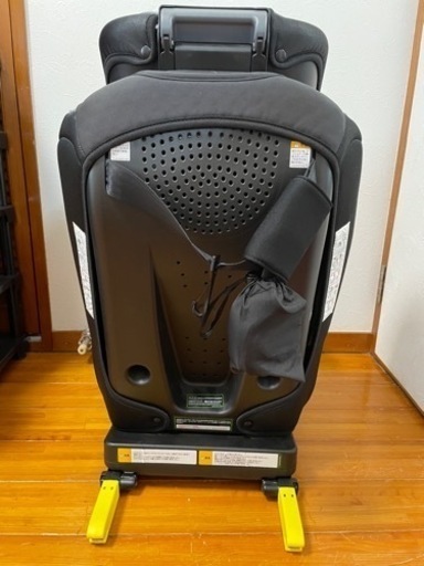 アップリカ　form fit ISOFIX