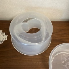 受付終了☆お譲りします！電子レンジ専用　スポンジケーキ型　丸型　ハート型の画像