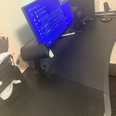 緊急‼️ゲーミングデスク【車にて取りに来てくださる方限定】の画像