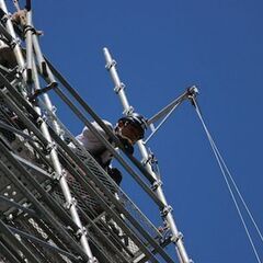 【稼働分給与前払いＯＫ】面接基準は『夢を語れるか』！？完全人柄採用！まずは気軽にお話ししませんか？？٩(´꒳`)۶足場工事作業員の画像