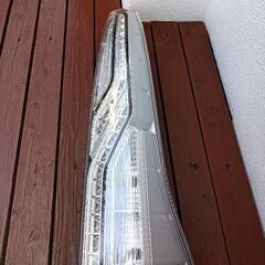 セレナc26 LEDテールランプレンズ右