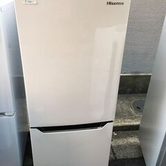 ☆中古 激安！！￥13,800！！Hisense　150㍑2ドア冷蔵庫　家電　2020年製　HR-D15C型　幅48cmｘ奥行60cmｘ高さ123cm　【BD046】