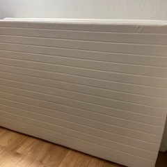 セミダブル脚付きマットレス×2台