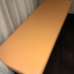 整体ベッド、エステ用ベッド　１台　幅65cm×長さ182cm×高さ50cm　東銀座　マッサージ／整体／医療／ボディマッサージの画像
