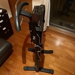 東芝ズボンプレッサーの画像