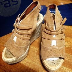 半額以下！ras✩ウェッジソール厚底サンダルの画像