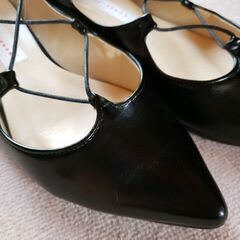 センスオブプレイス レースアップポインテッドシューズの画像