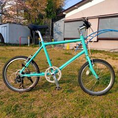 アルミフレーム+7段変速の20インチミニベロ WEEKENDBIKES 20