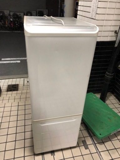 冷蔵庫　TOSHIBA 145L