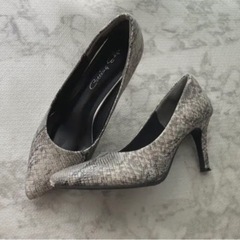 パンプス ピンヒール （パイソン柄）23.5の画像