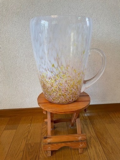 取手付き　高さ33cm 花瓶