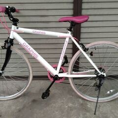 クロスバイク GRAPHIS 26インチ 6段変速 ホワイト×ピンク 配送無料