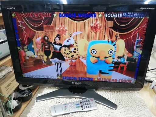 シャープ(AQUOS)★26V型液晶テレビ★2010年製★LC-26E7★リモコン付　☆管理4071075