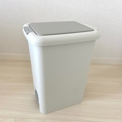 完売【美品】ニトリ2wayペダル 蓋つきゴミ箱 20ℓ