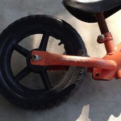 ストライダーオレンジの画像