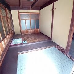 古民家風6ＤＫ☆母屋・離れ・倉庫あり◇駐車場広々 - 岡山市
