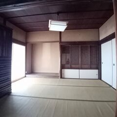 古民家風6ＤＫ☆母屋・離れ・倉庫あり◇駐車場広々 − 岡山県