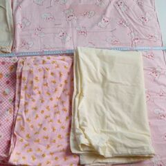 値下げ★ベビー布団と布団カバー★まとめて★中古★生地としてもの画像