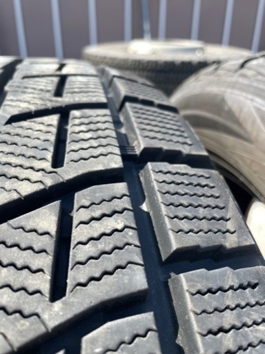 更に値下げしました！275/50R21 スタッドレス　レクサス　LX など