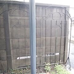 庭/野外/駐車場用 金属フェンス 仕切り 塀 平垣 ツタ張り 目隠し等