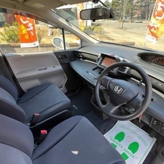 格安車両　フリード【YouTubeで現車確認】本車検2年付☆修復歴無し☆7人乗り☆グレード　G　Lパッケージ☆ETC☆HID☆パワースライドドア☆ナビ☆バックカメラの画像