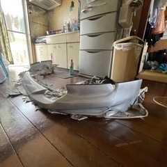 カムリ　エアロ（前のみ）傷有り　値下げの画像
