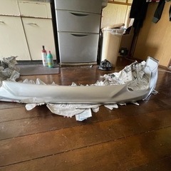 カムリ　エアロ（前のみ）傷有り　値下げの画像