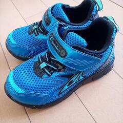 美品、15〜16cm、スニーカーの画像