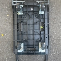 小型樹脂　台車　ブラックの画像