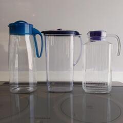ピッチャー3個セット500円　TAKEYA（プラスチック）、AR...