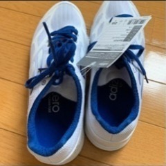 adidasシューズの画像