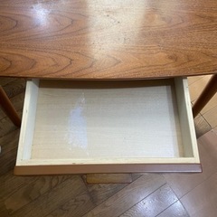 テーブル(引き出し収納付き)の画像