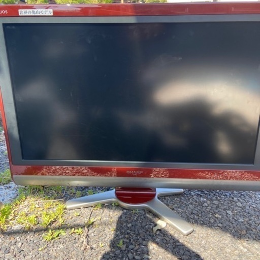テレビ　32型